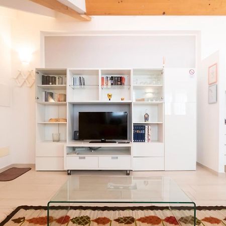 Mansarda Cola Apartment Milano Ngoại thất bức ảnh