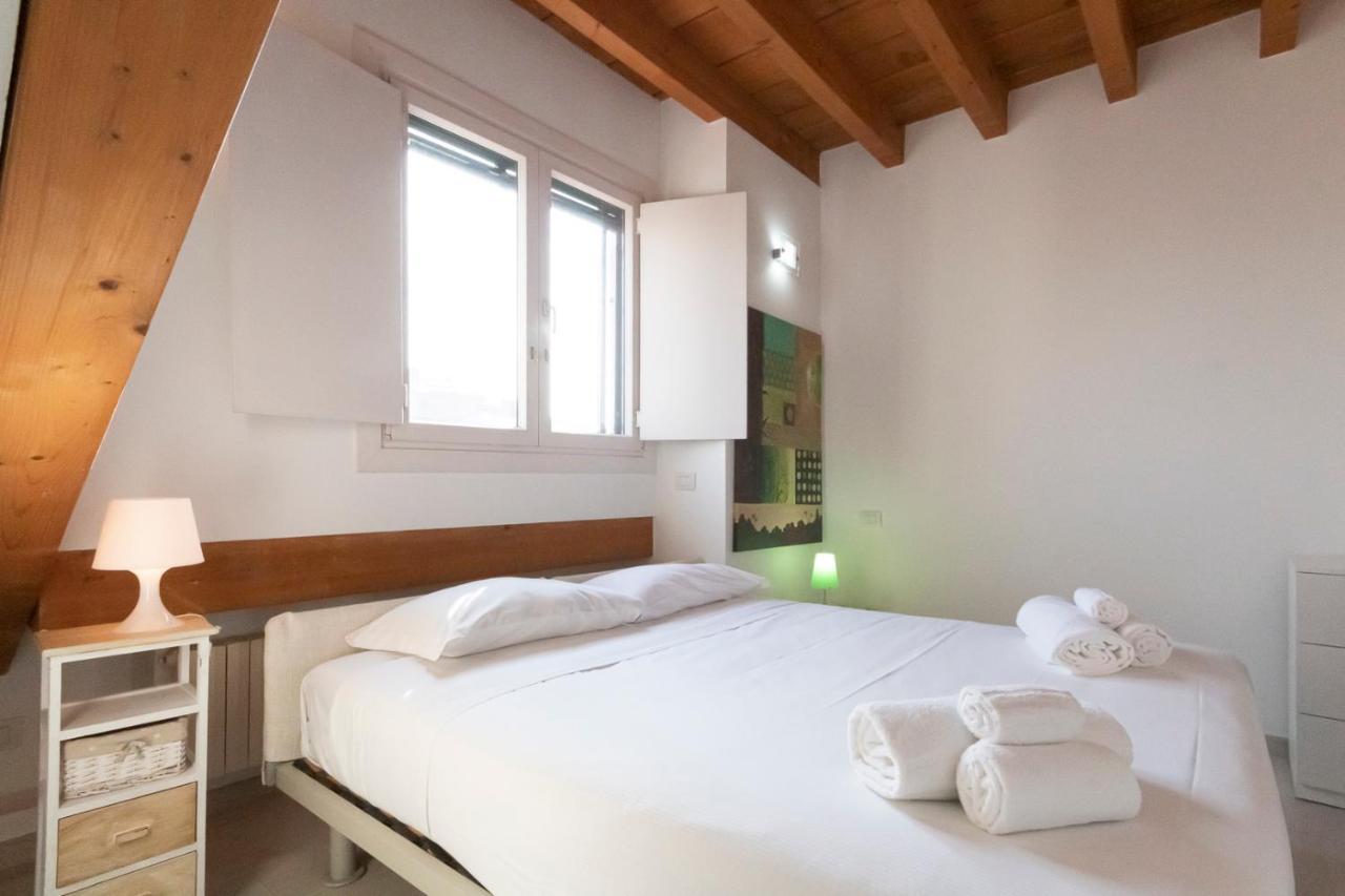 Mansarda Cola Apartment Milano Ngoại thất bức ảnh