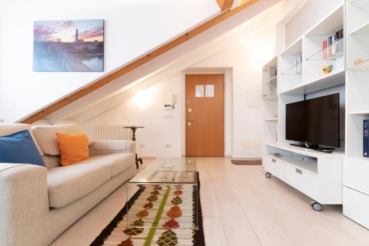 Mansarda Cola Apartment Milano Ngoại thất bức ảnh